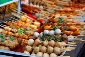 Ăn vặt Xiên Que Bình Dân