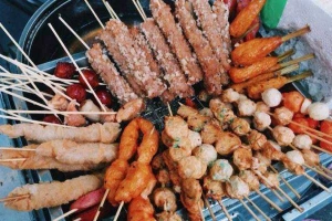 Ăn vặt Xiên Que Các Loại - Hoàng Đạo Thành