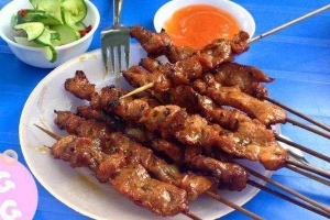 Ăn vặt Xiên Que Chiên - Ngõ Gốc Đề