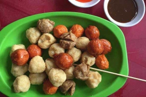 Ăn vặt Xiên Que Đồng Khởi