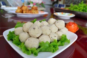 Ăn vặt Xiên Que Việt Sin