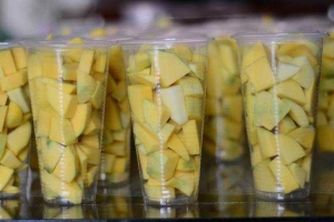 Ăn vặt Xoài Lắc Cô Nhĩ