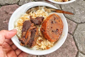 Ăn vặt Xôi Bà Cụ - Quán Thánh