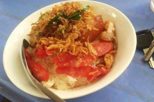 Ăn vặt Xôi & Bánh Mì - Trường THPT Lý Thái Tổ