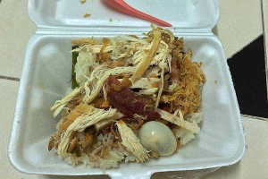 Ăn vặt Xôi Cầu Đỏ