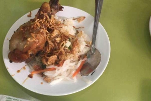 Ăn vặt Xôi Chè Bùi Thị Xuân - Nguyễn Oanh