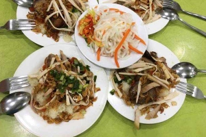 Ăn vặt Xôi Chè Bùi Thị Xuân - Vườn Lài