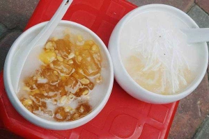 Ăn vặt Xôi Chè Trần Hưng Đạo