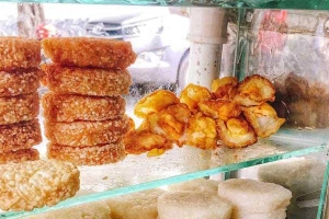 Ăn vặt Xôi Chiên Đại Học Văn Lang
