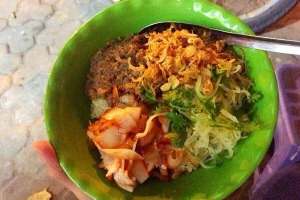 Ăn vặt Xôi Cô Dung