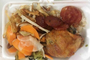 Ăn vặt Xôi Gà - 132E Cách Mạng Tháng 8