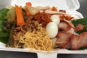 Ăn vặt Xôi Gà Xá Xíu - Bùi Hữu Nghĩa