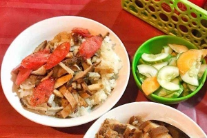 Ăn vặt Xôi Xá Xíu - Hàng Đậu