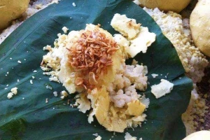 Ăn vặt Xôi Xéo Hồng Mai