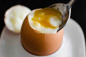 Ăn vặt Yaua & Trứng Lòng Đào - Cư Xá Nguyên Hồng