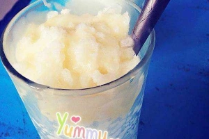 Ăn vặt Yogurt Dừa - Ba Mươi Tháng Tư