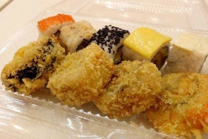 Ăn vặt Yumi Takoyaki & Sushi