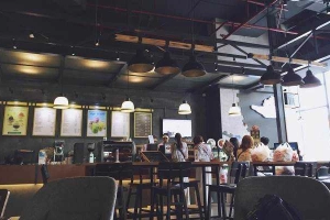 Angel In US Coffee - Lotte Center