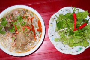Quán Ăn Anh Dũng - Bún Bò Huế & Lẩu Thập Cẩm
