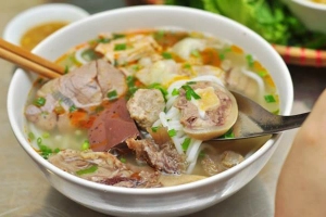 Quán Ăn Anh Quân - Phở & Bún Bò Huế