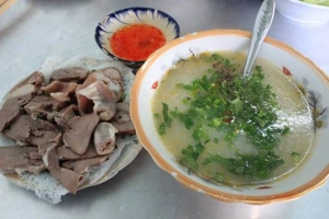 Quán Ăn Anh Tuấn - Cháo Lòng & Vịt Quay