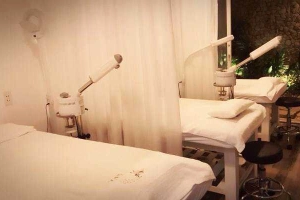AnhLee Spa & Brows