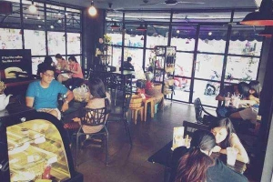 Arlon Coffee - Bàu Cát