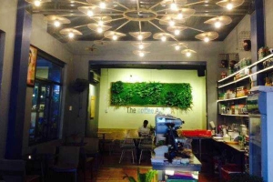 Azura Cafe