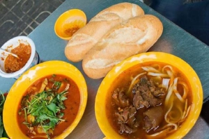 Quán Ăn Ba Chiến - Hủ Tiếu & Lẩu Dê