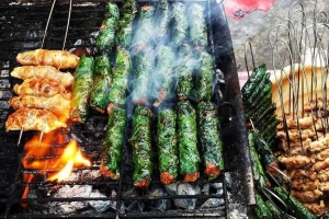 Quán Ăn Bà Ngọc Huế - Bún Thịt Nướng & Bò Lá Lốt