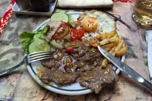Nhà Hàng Ba Quy Restaurant - Beefsteak