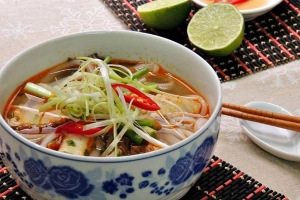 Ba Tâm - Bánh Canh Cá Lóc, Bún Bò Huế & Cafe