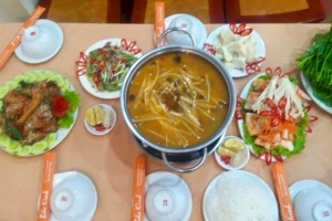 Quán Ăn Bắc Kinh - Vịt Quay  & Cơm Văn Phòng