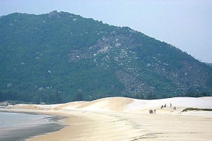 Bãi Biển Từ Nham