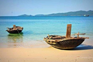 Bãi Biển Vàn Chảy - Đảo Cô Tô
