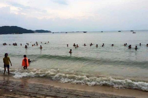 Bãi Tắm Bác Hồ - Bãi Tắm Tình Yêu