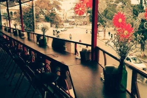 Balcony Bar - Lê Thái Tổ