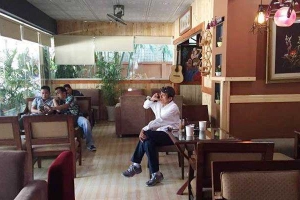 Bạn Và Tôi Cafe - Hòa Bình