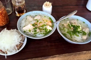 Quán Ăn Bánh Canh Bà Thừa
