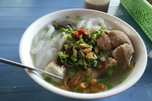 Bánh Canh Bình Dân - Trần Phú