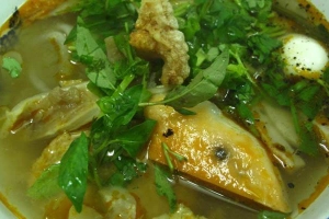 Quán Ăn Bánh Canh - Bún Mắm Đường Ray