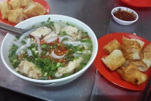 Quán Ăn Bánh Canh Bột Gạo 246 - Cá Lóc Giò Heo Chả Cá