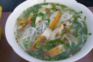 Quán Ăn Bánh Canh Cá Lóc - Nguyễn Trãi