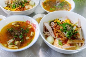 Quán Ăn Bánh Canh Cua Giò Heo - Nguyễn Thị Định