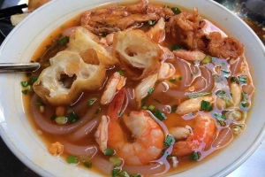 Quán Ăn Bánh Canh Cua Hoàng Lan - Vạn Kiếp