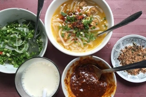 Quán Ăn Bánh Canh Cua - Nguyễn Chí Diểu