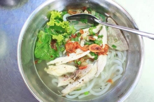 Quán Ăn Bánh Canh Gà Liễu Thanh