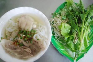 Quán Ăn Bánh Canh Giò Heo 136