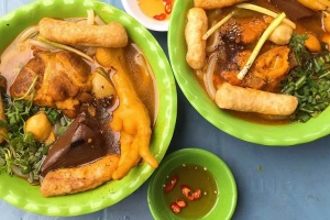 Quán Ăn Bánh Canh Giò Heo - Trần Văn Cẩn