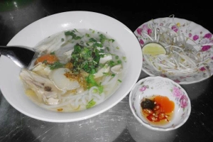 Quán Ăn Bánh Canh, Hủ Tiếu & Miến Gà